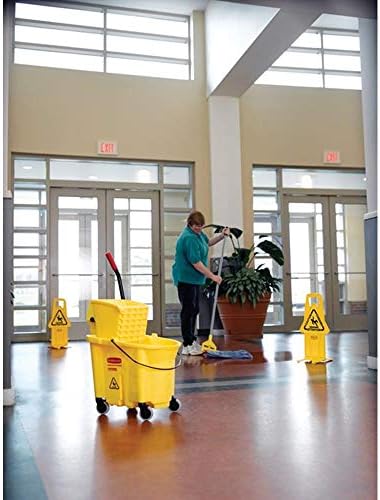 Rubbermaid WaveBrake 20 - 35 qt Yellow Mop Bucket